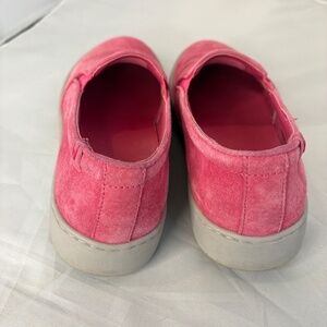 Women's Casual Vionic Shoes